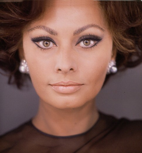 Sophia Loren by Chiara Samugheo
